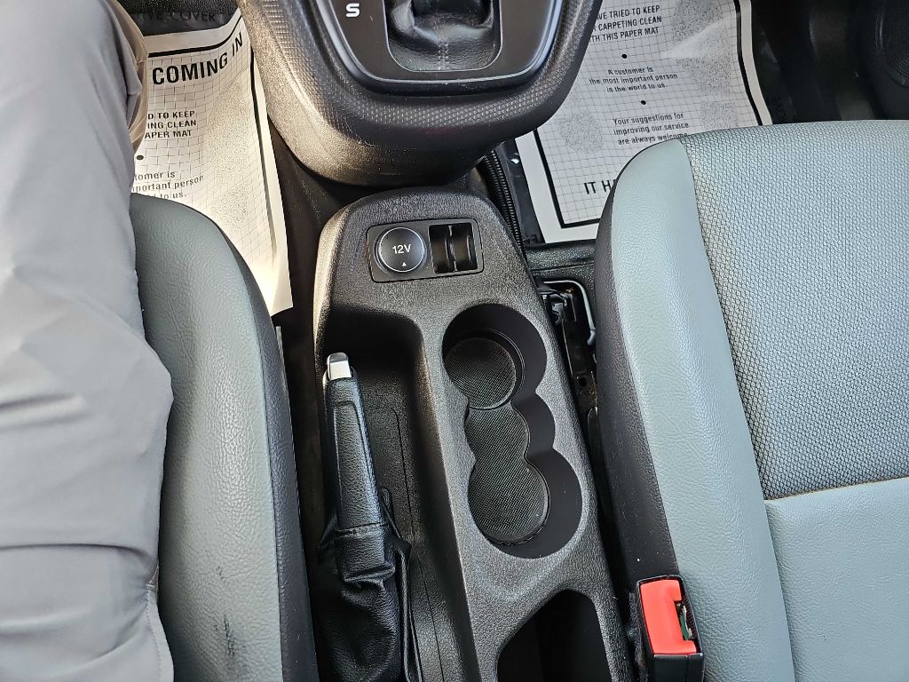 Photo 25 of this FORD TRANSIT CONNECT
