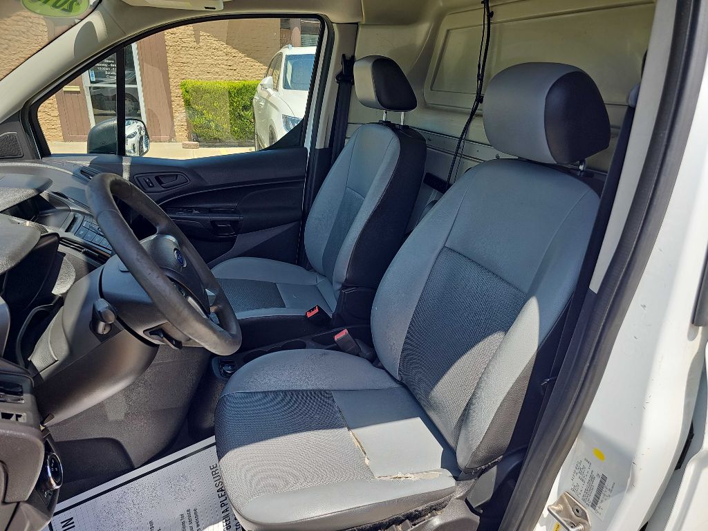 Photo 12 of this FORD TRANSIT CONNECT