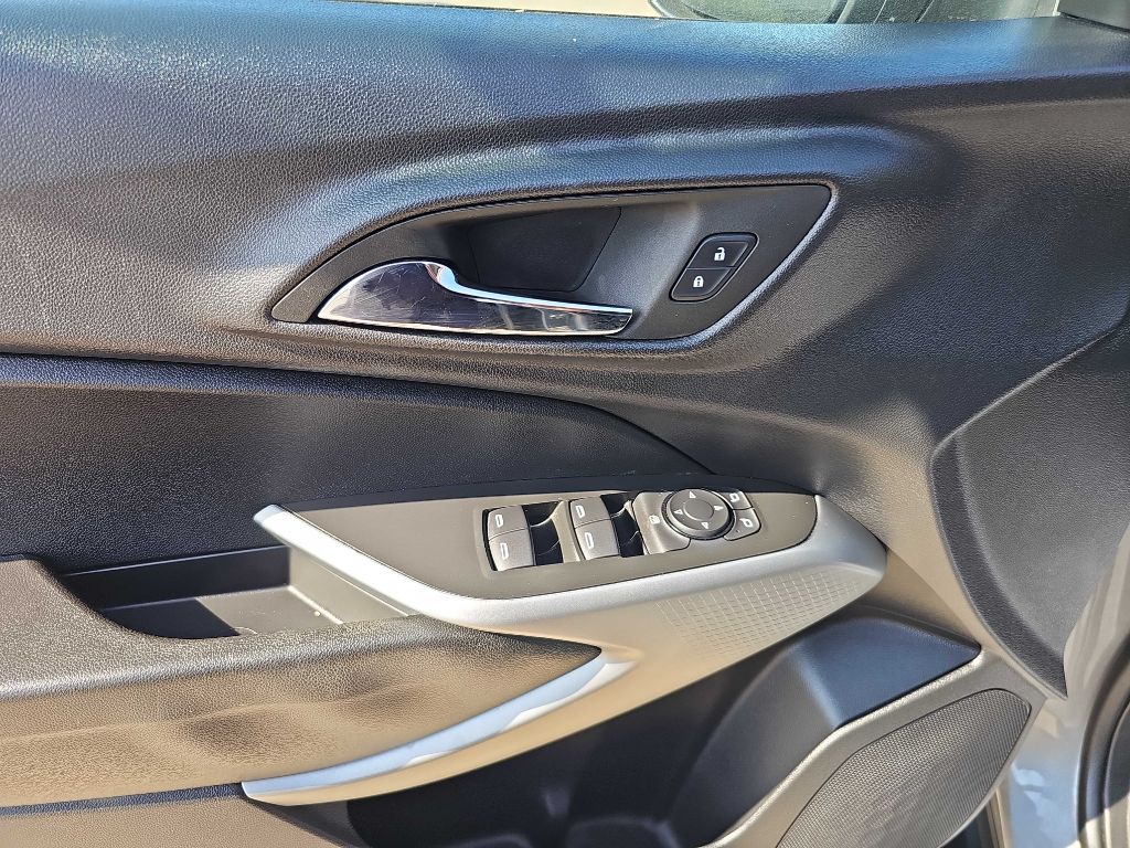 Photo 20 of this CHEVROLET TRAX