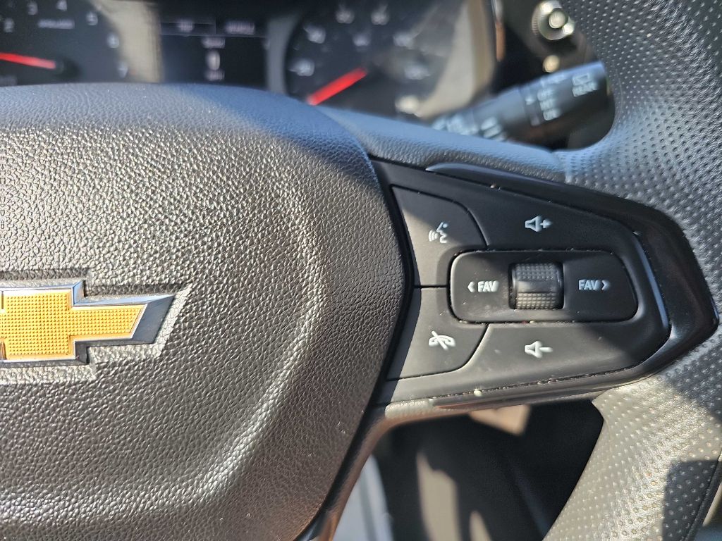 Photo 24 of this CHEVROLET TRAX
