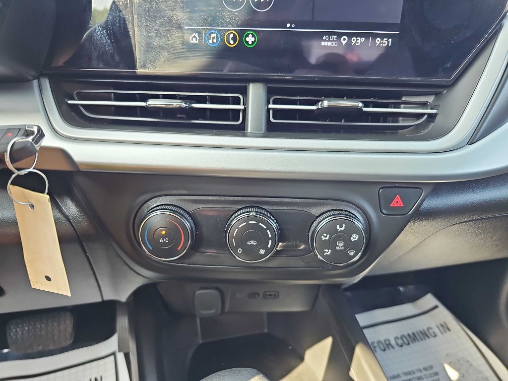 Photo 29 of this CHEVROLET TRAX