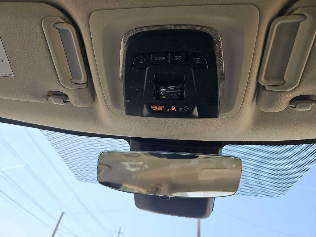 Photo 32 of this TOYOTA COROLLA