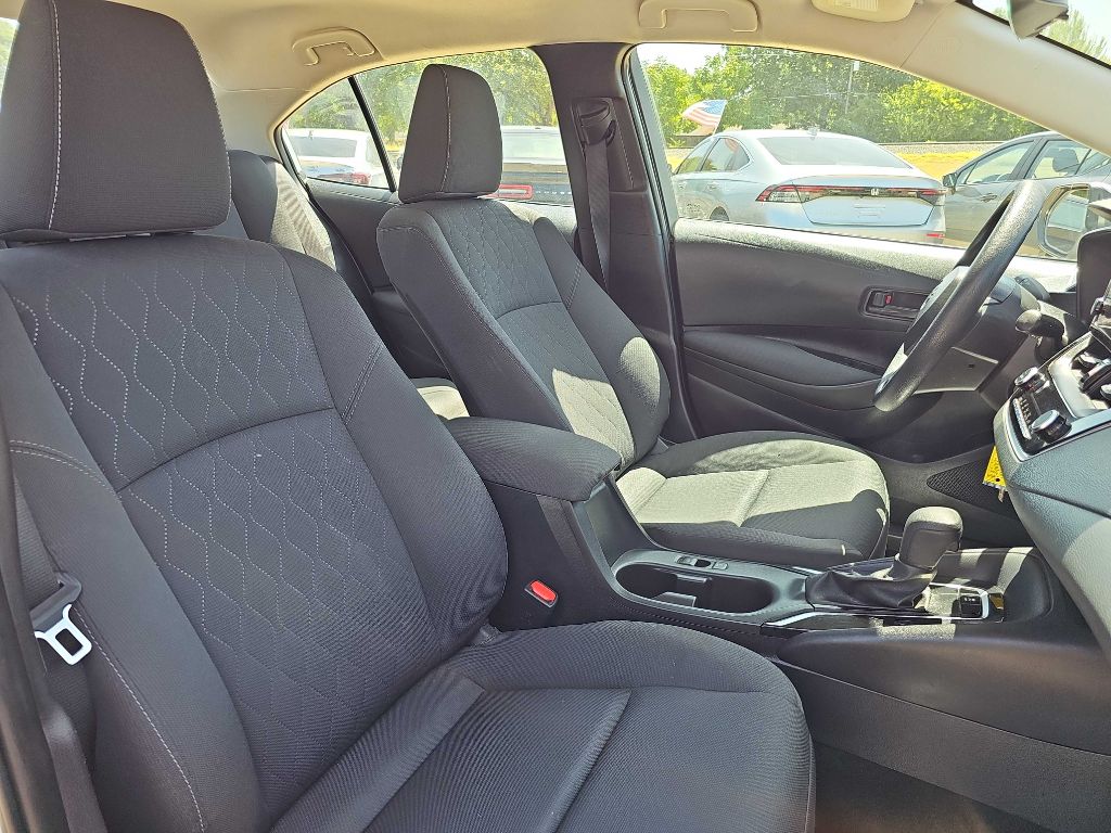 Photo 19 of this TOYOTA COROLLA