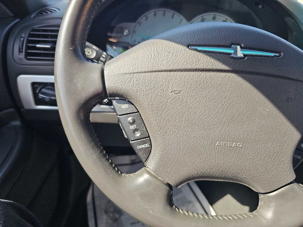 Photo 21 of this FORD THUNDERBIRD