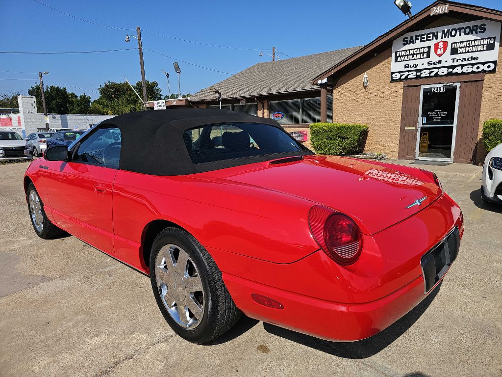 Photo 3 of this FORD THUNDERBIRD