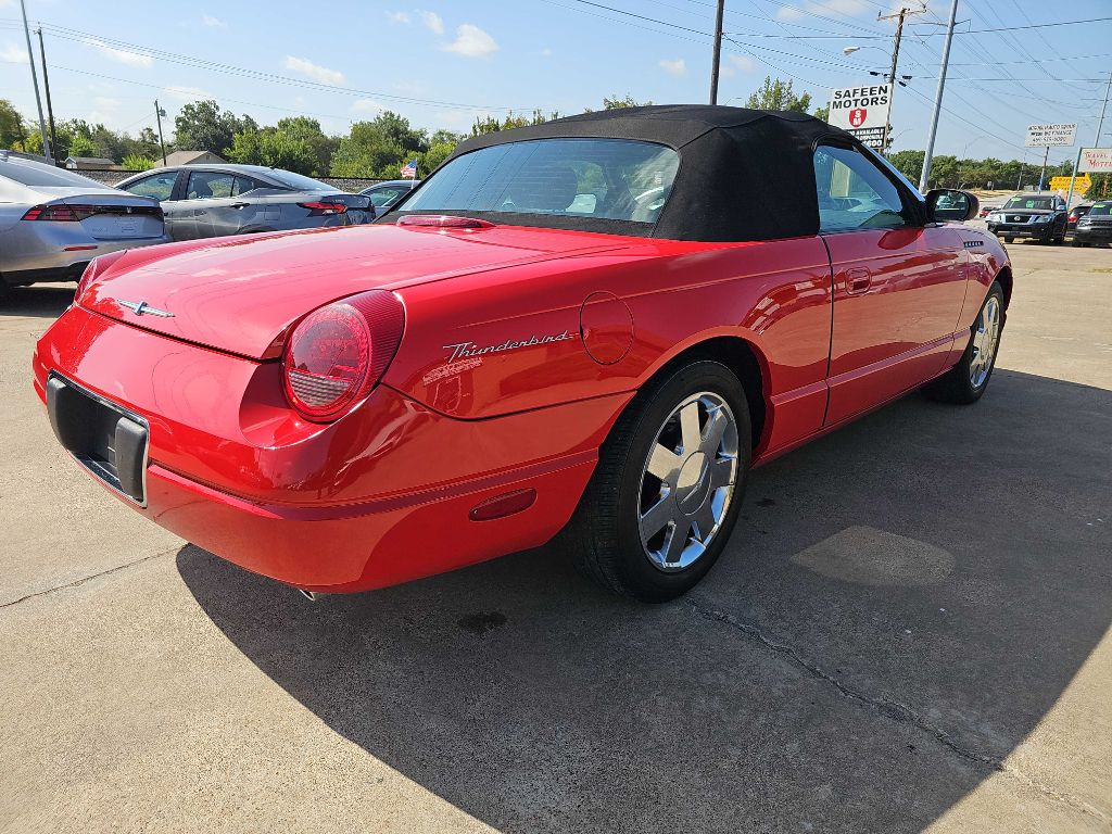 Photo 4 of this FORD THUNDERBIRD