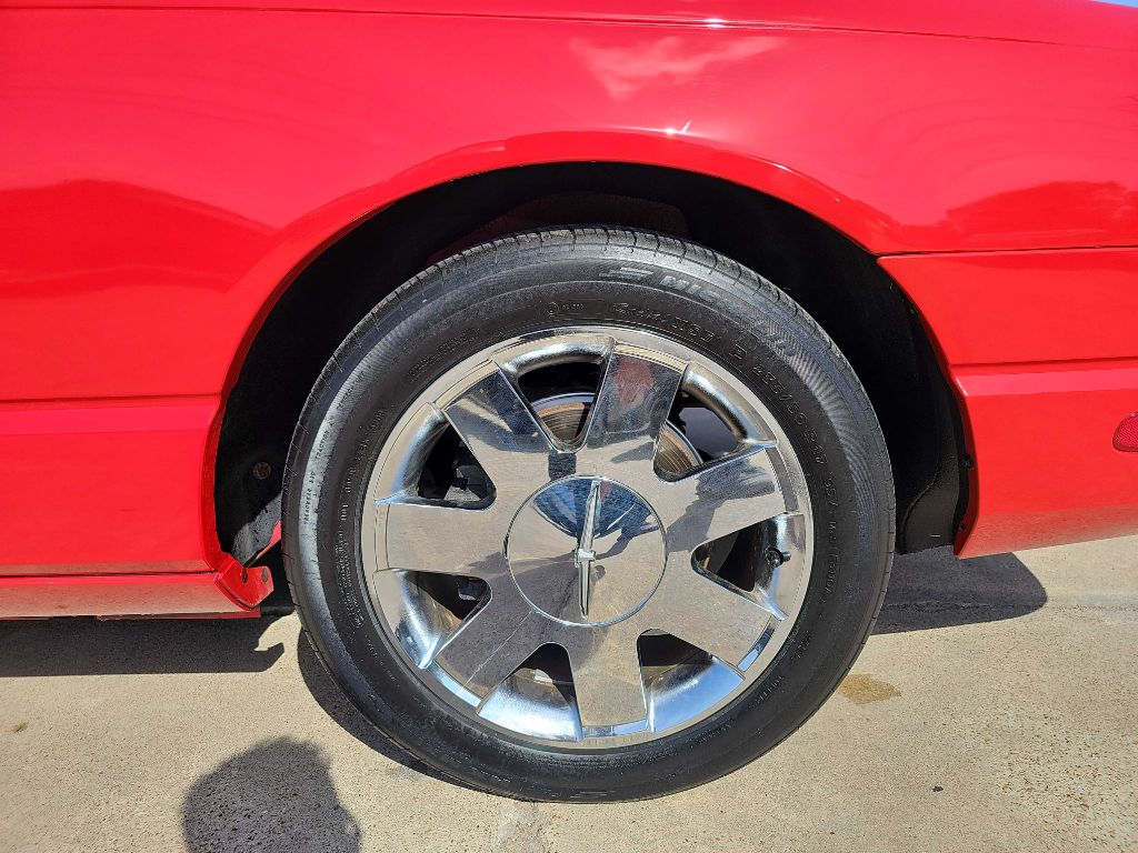 Photo 11 of this FORD THUNDERBIRD