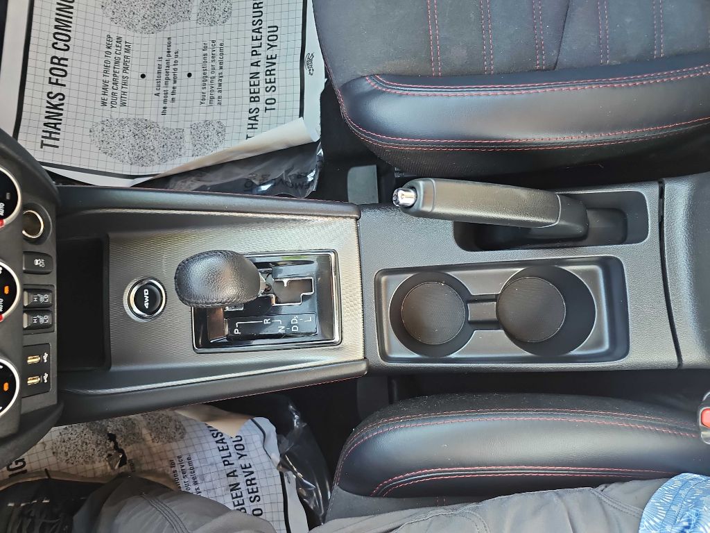 Photo 29 of this MITSUBISHI OUTLANDER SPORT