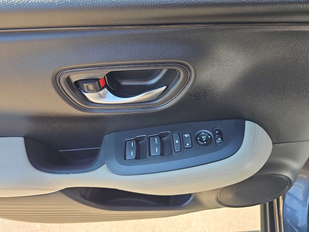 Photo 19 of this HONDA HR-V