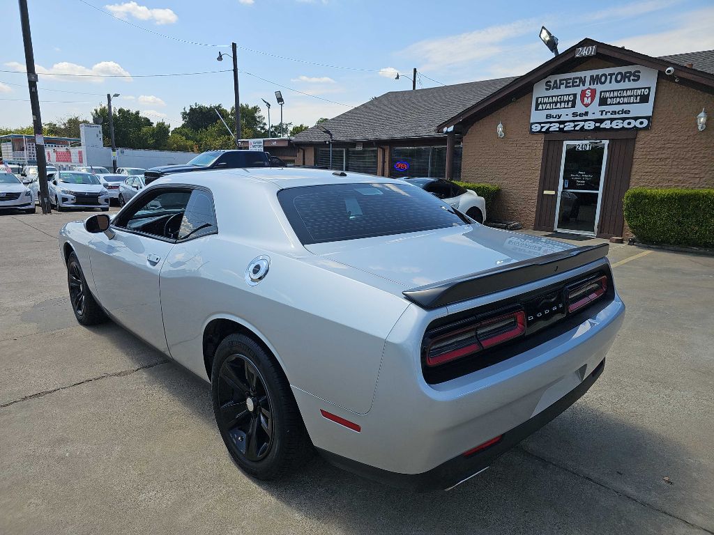 Photo 4 of this DODGE CHALLENGER