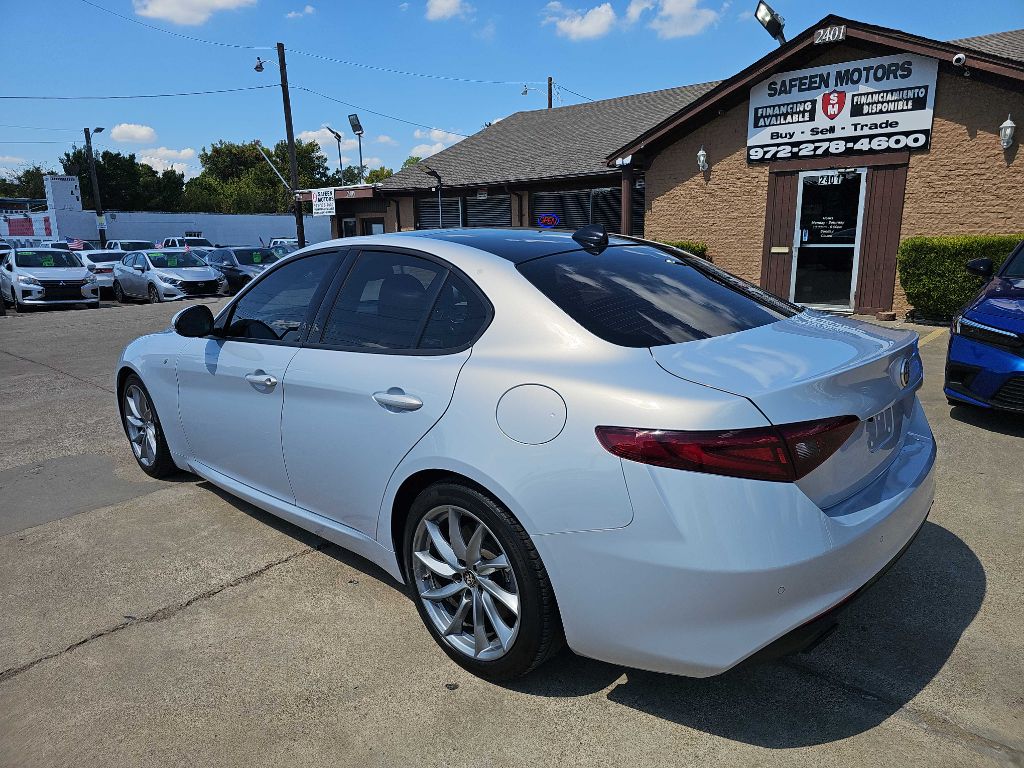 Photo 6 of this ALFA ROMEO GIULIA