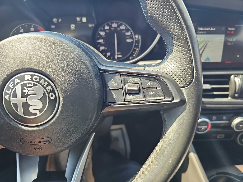 Photo 24 of this ALFA ROMEO GIULIA