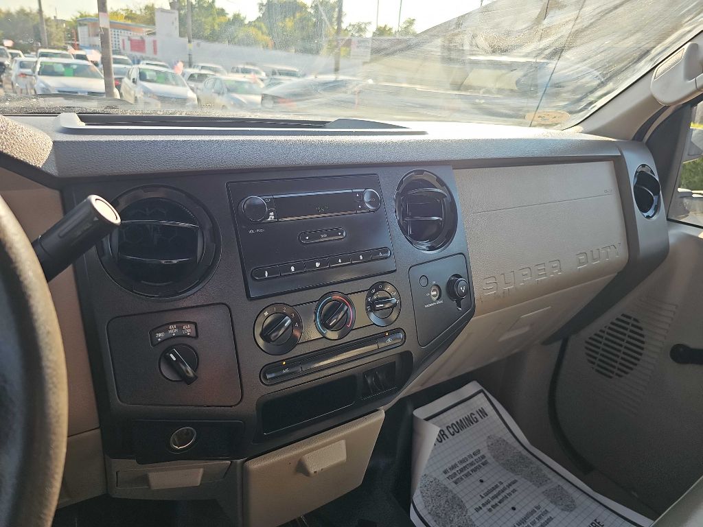 Photo 25 of this FORD F250