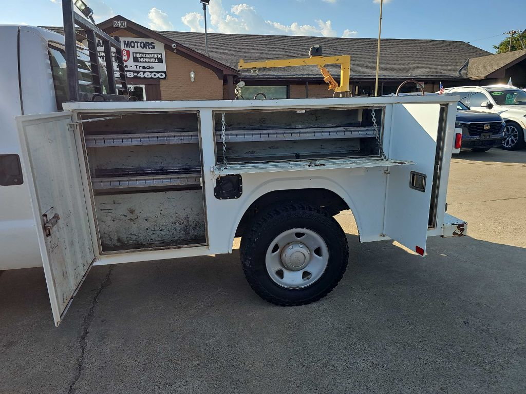 Photo 22 of this FORD F250