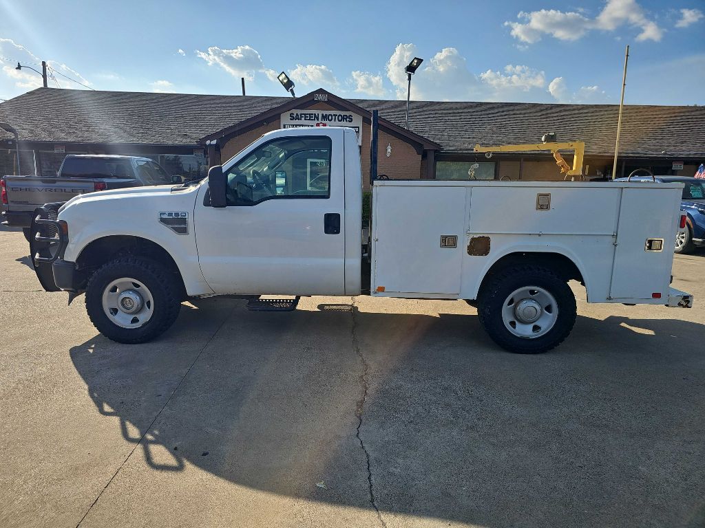 Photo 6 of this FORD F250