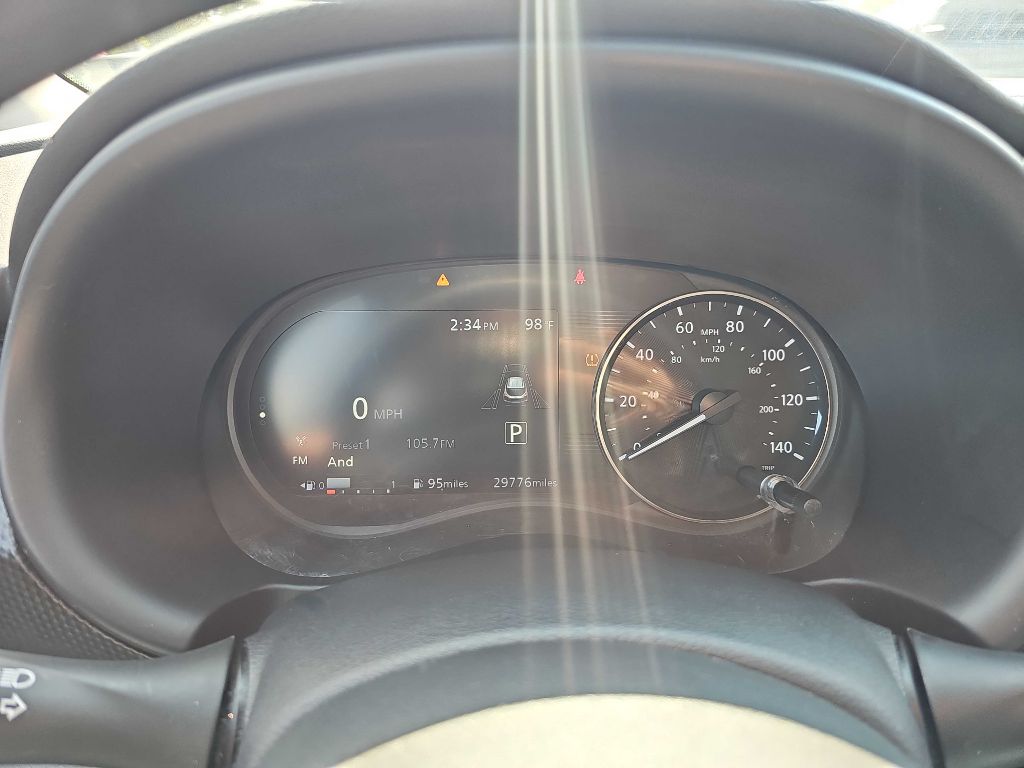 Photo 22 of this NISSAN KICKS