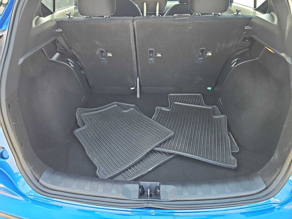Photo 31 of this NISSAN KICKS