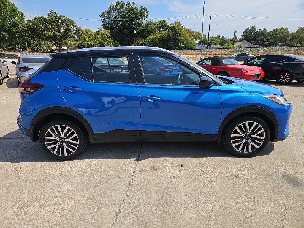 Photo 4 of this NISSAN KICKS