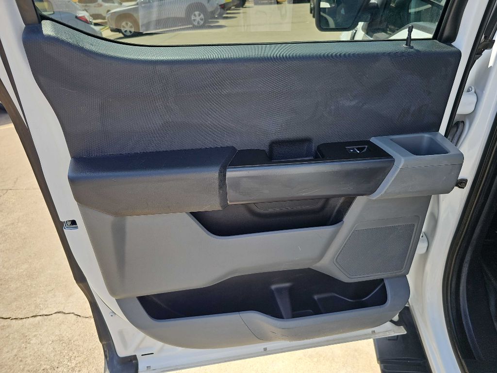 Photo 14 of this FORD F150
