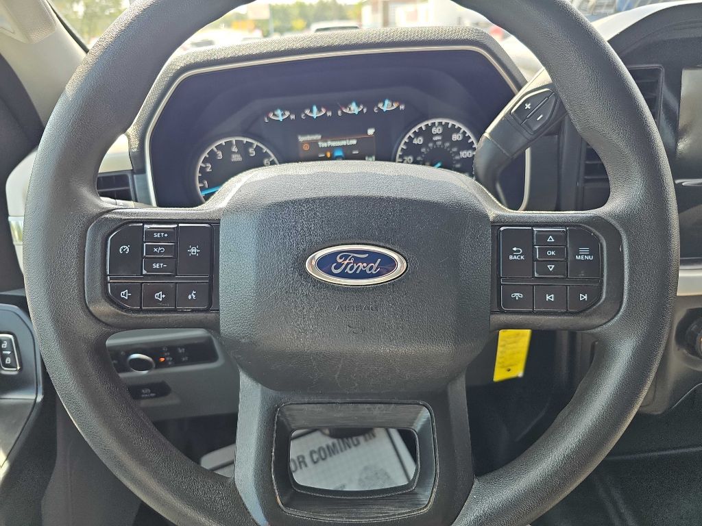 Photo 24 of this FORD F150