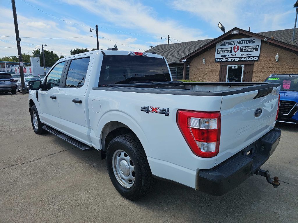 Photo 3 of this FORD F150