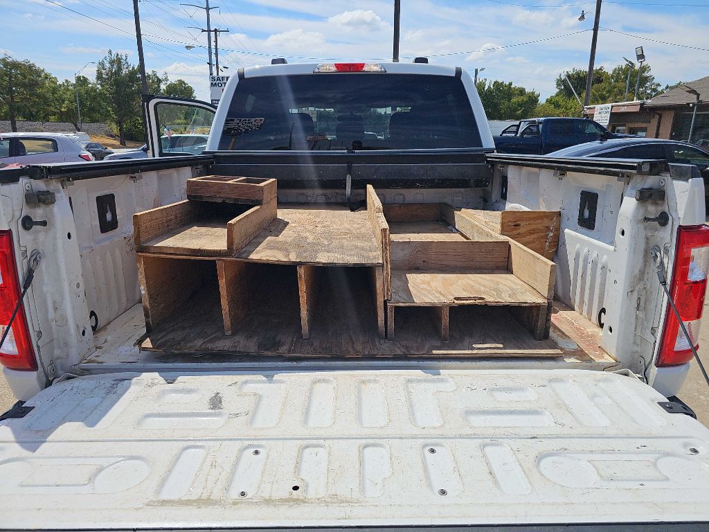 Photo 32 of this FORD F150