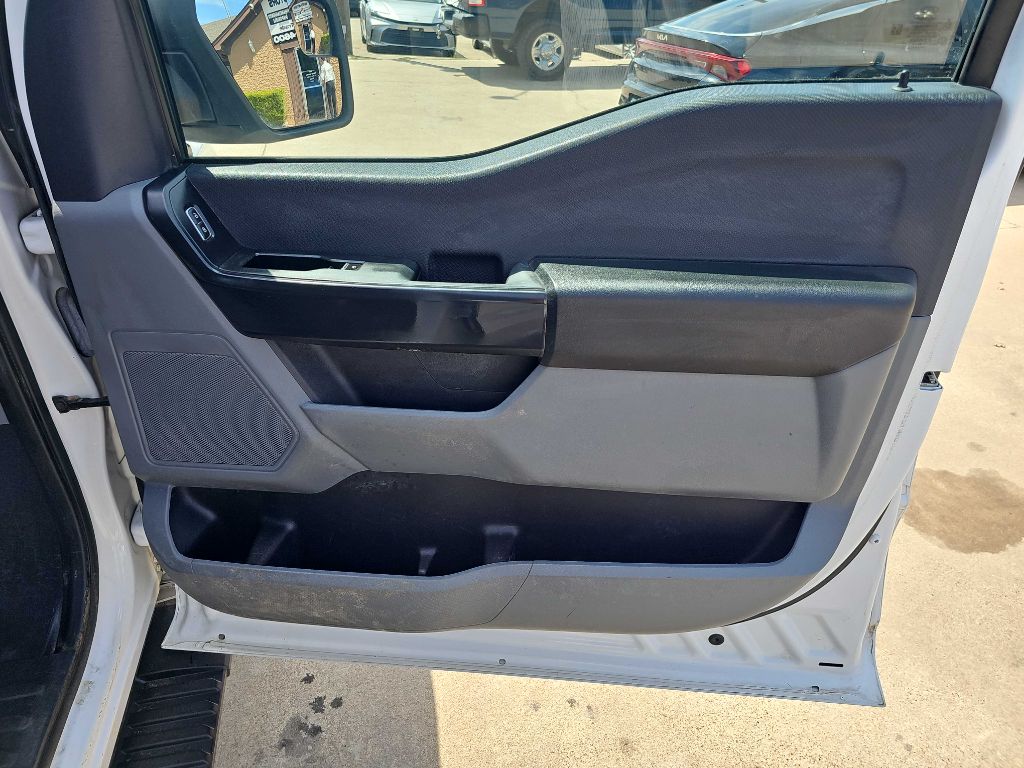 Photo 17 of this FORD F150
