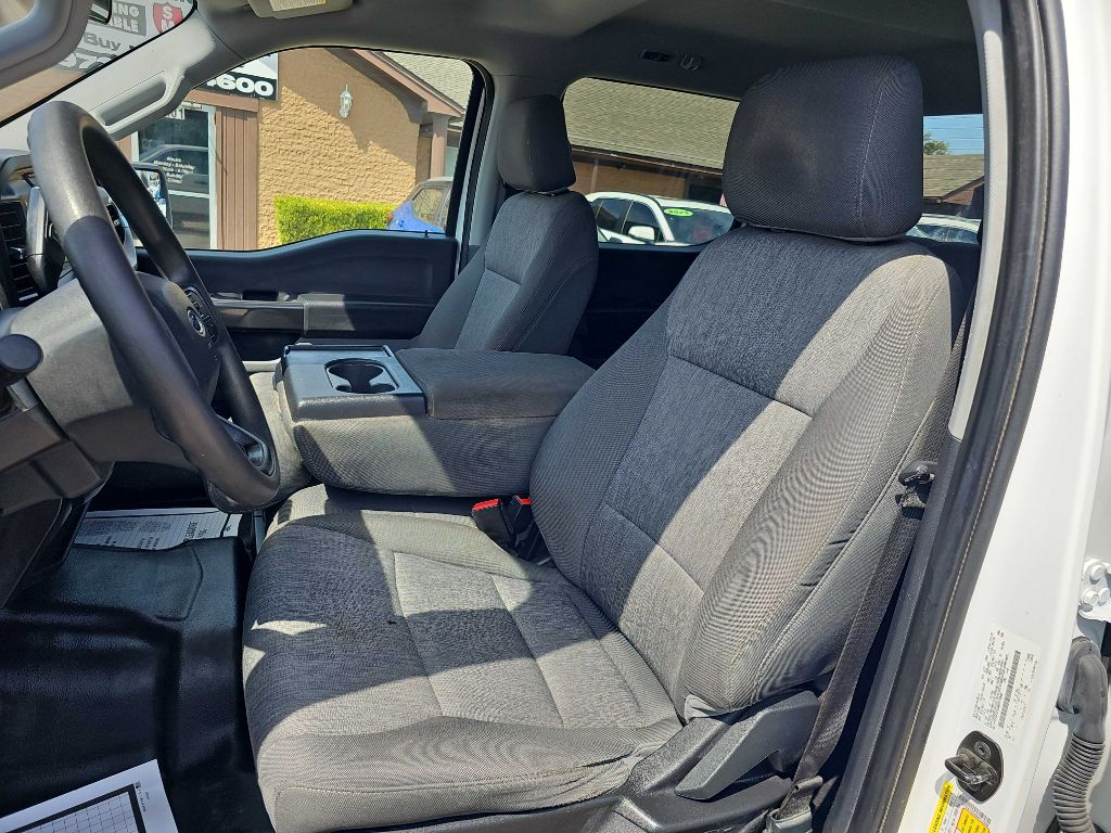 Photo 13 of this FORD F150