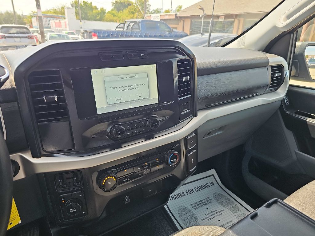 Photo 25 of this FORD F150