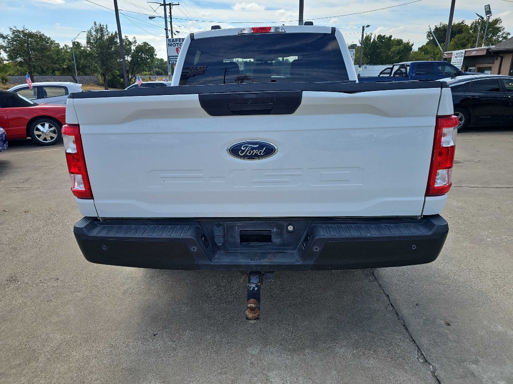 Photo 4 of this FORD F150