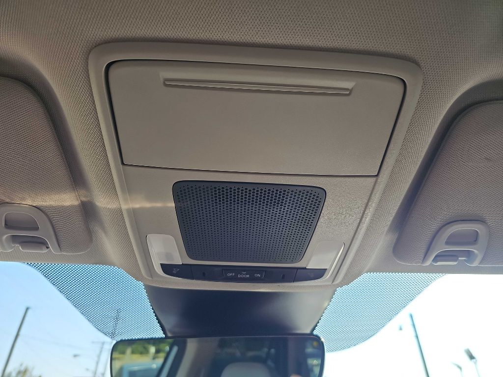 Photo 35 of this HONDA PILOT