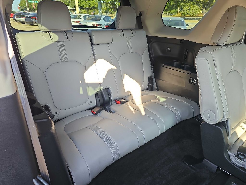 Photo 19 of this HONDA PILOT