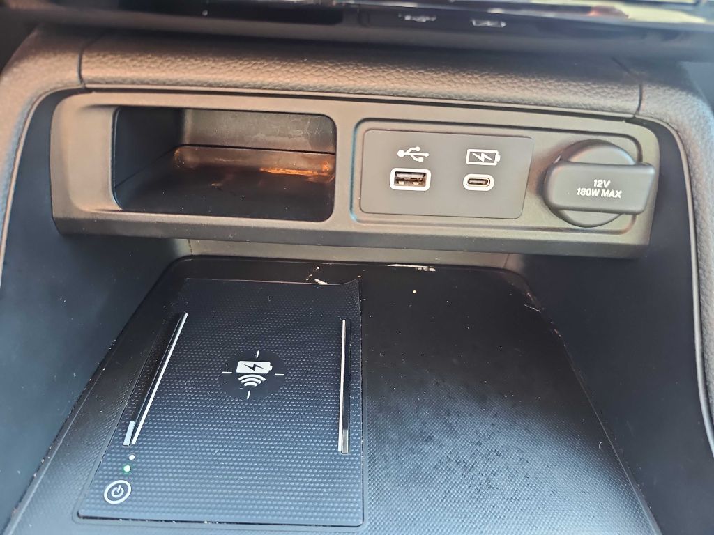 Photo 34 of this HONDA PILOT