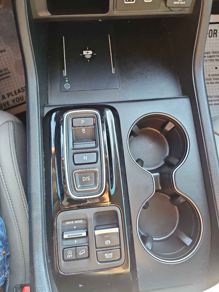 Photo 32 of this HONDA PILOT