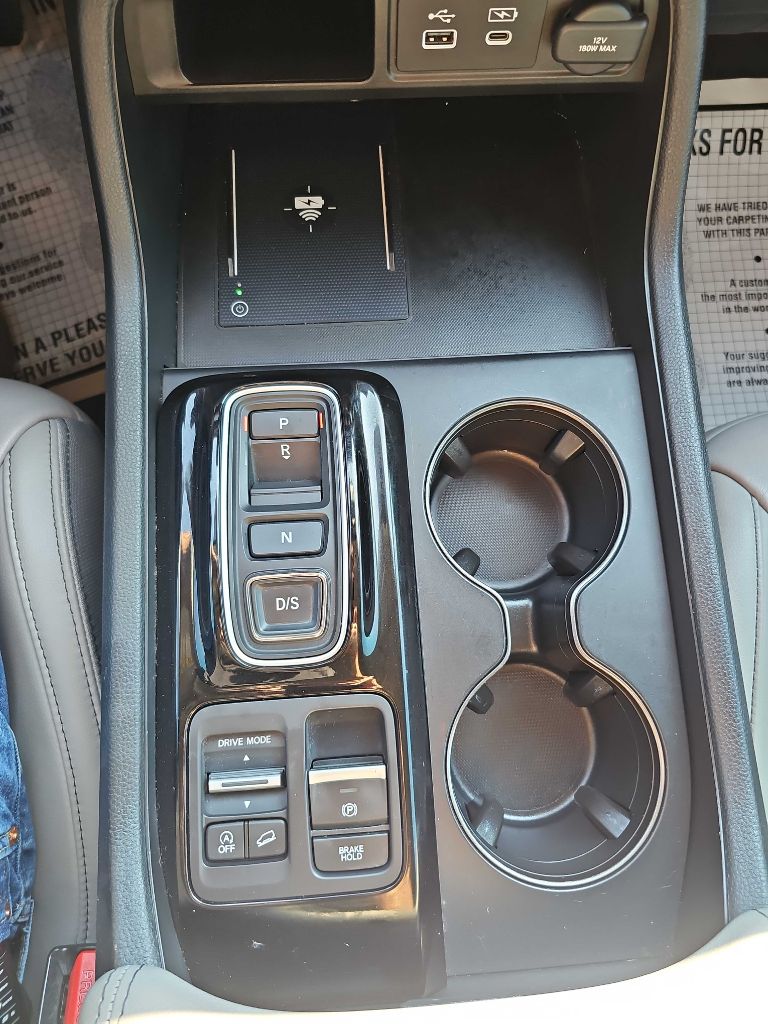Photo 33 of this HONDA PILOT
