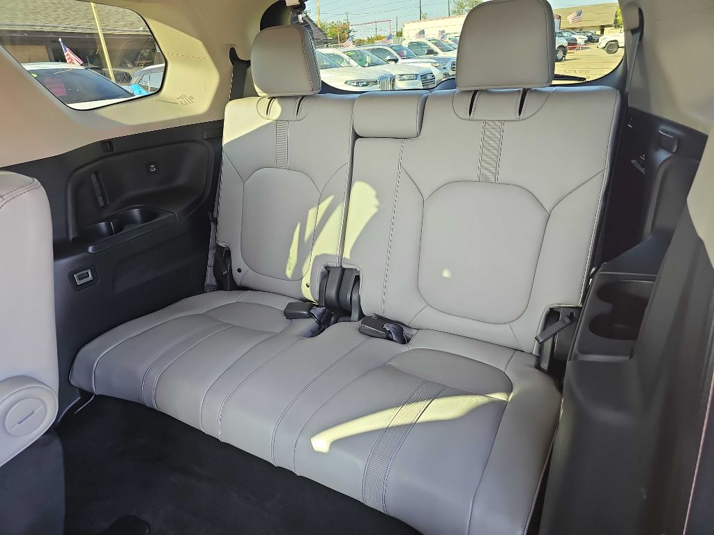 Photo 17 of this HONDA PILOT