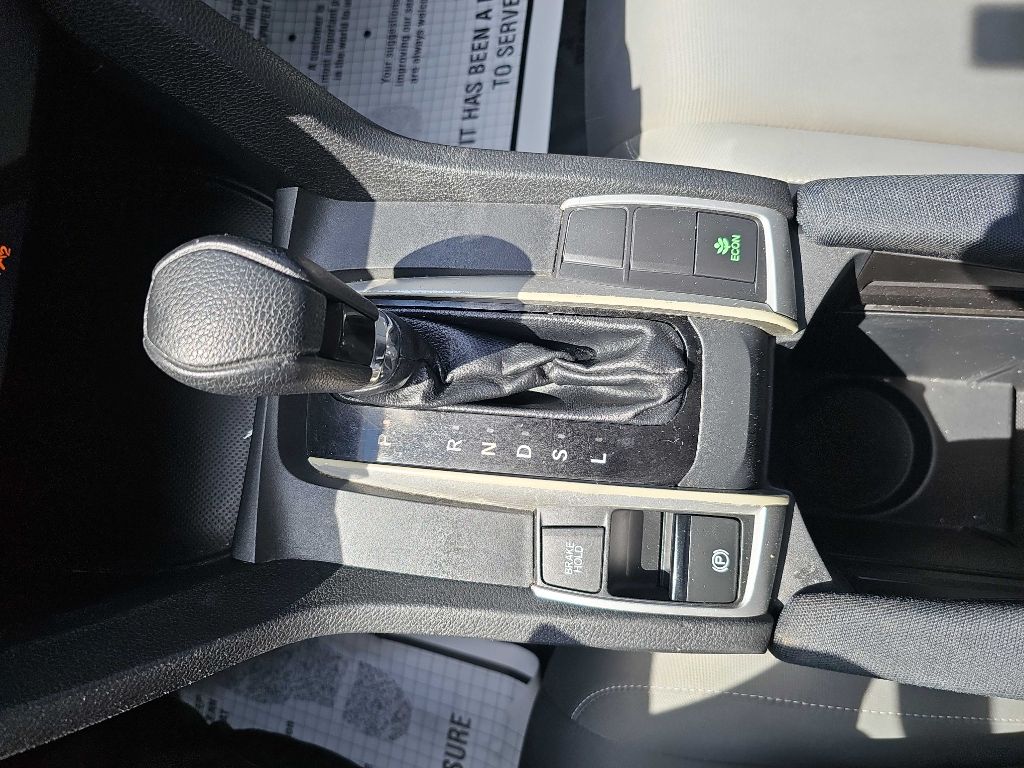 Photo 27 of this HONDA CIVIC