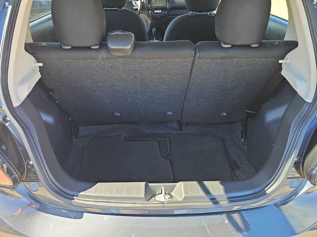 Photo 31 of this MITSUBISHI MIRAGE
