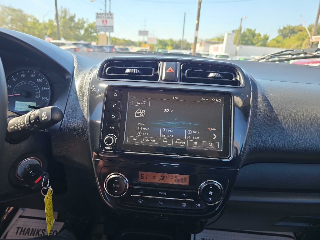 Photo 27 of this MITSUBISHI MIRAGE