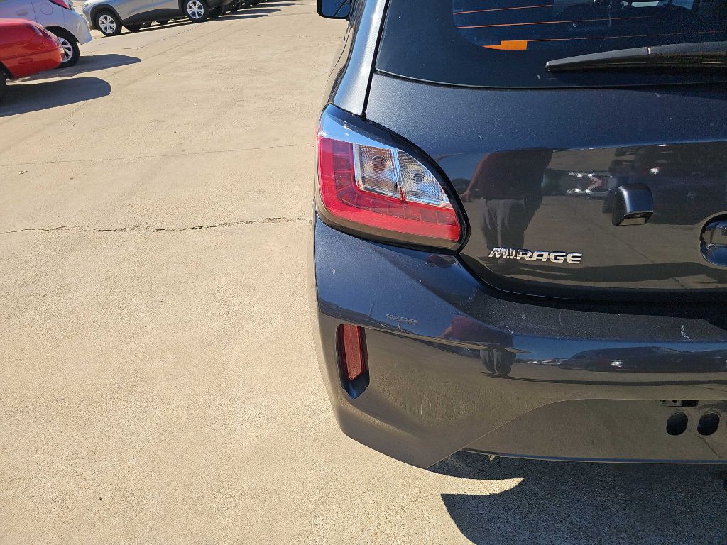 Photo 6 of this MITSUBISHI MIRAGE