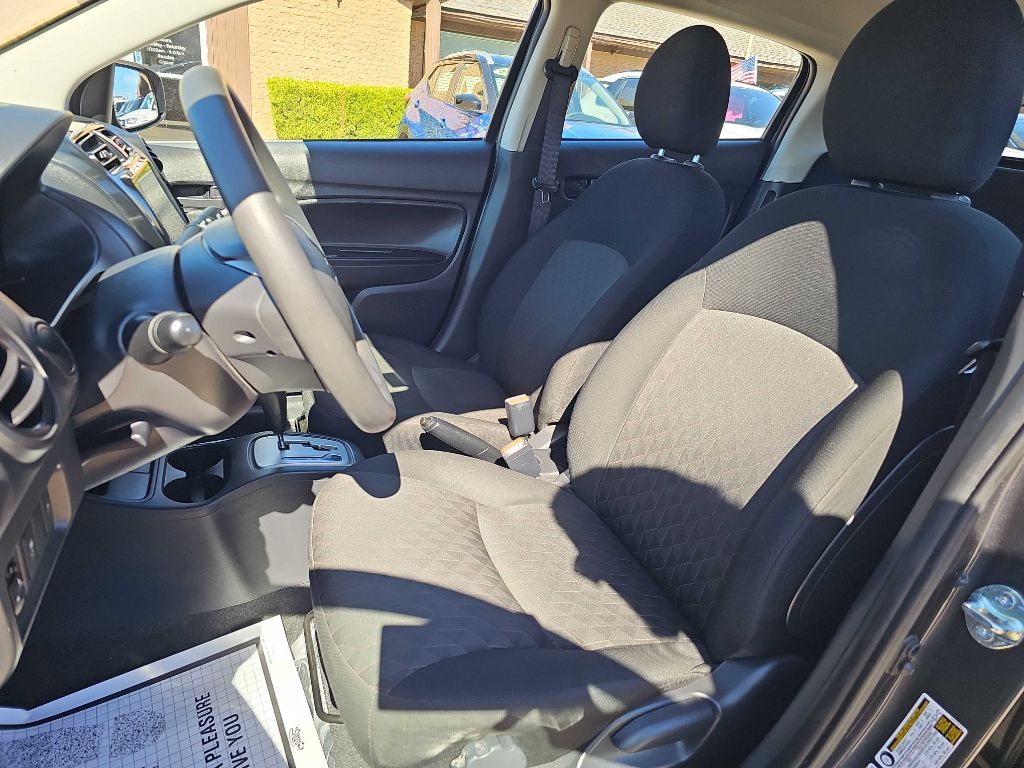 Photo 12 of this MITSUBISHI MIRAGE