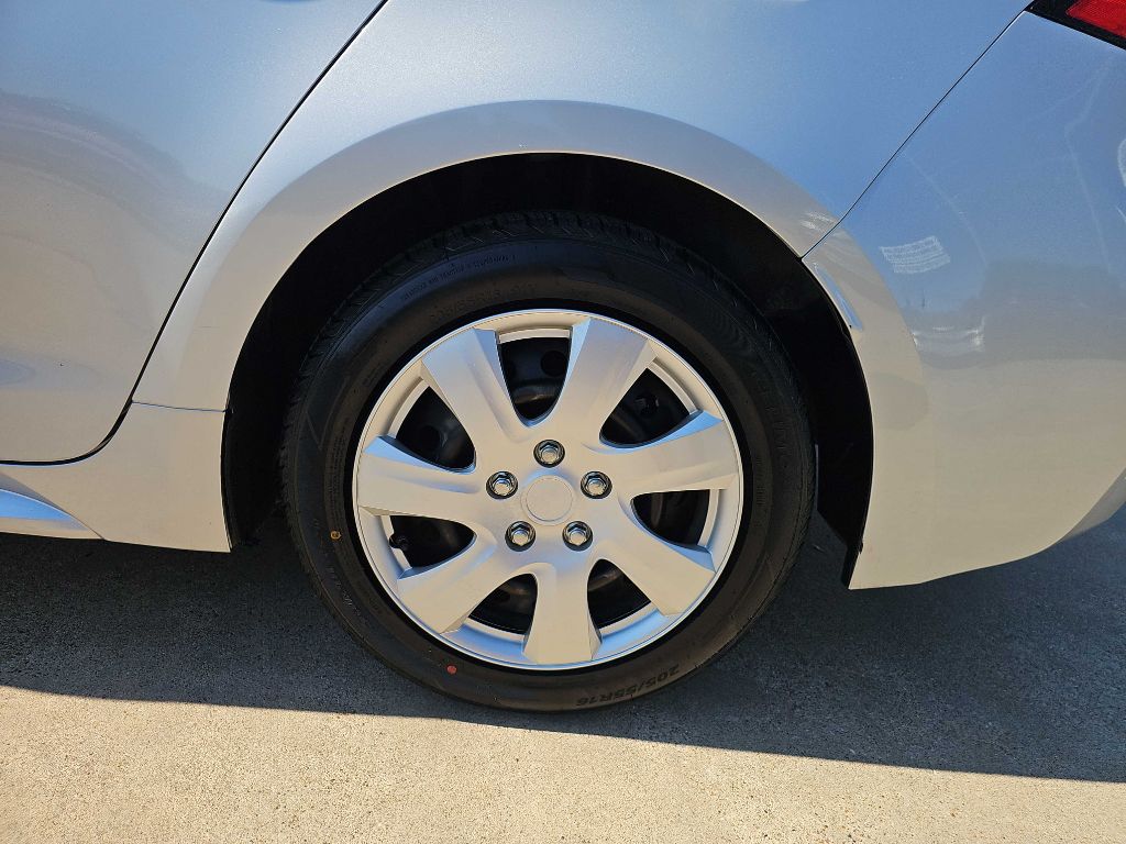 Photo 11 of this TOYOTA COROLLA