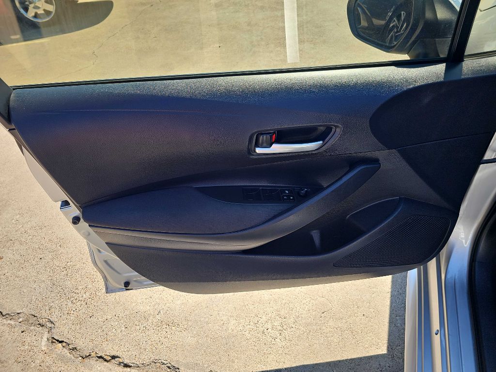 Photo 12 of this TOYOTA COROLLA