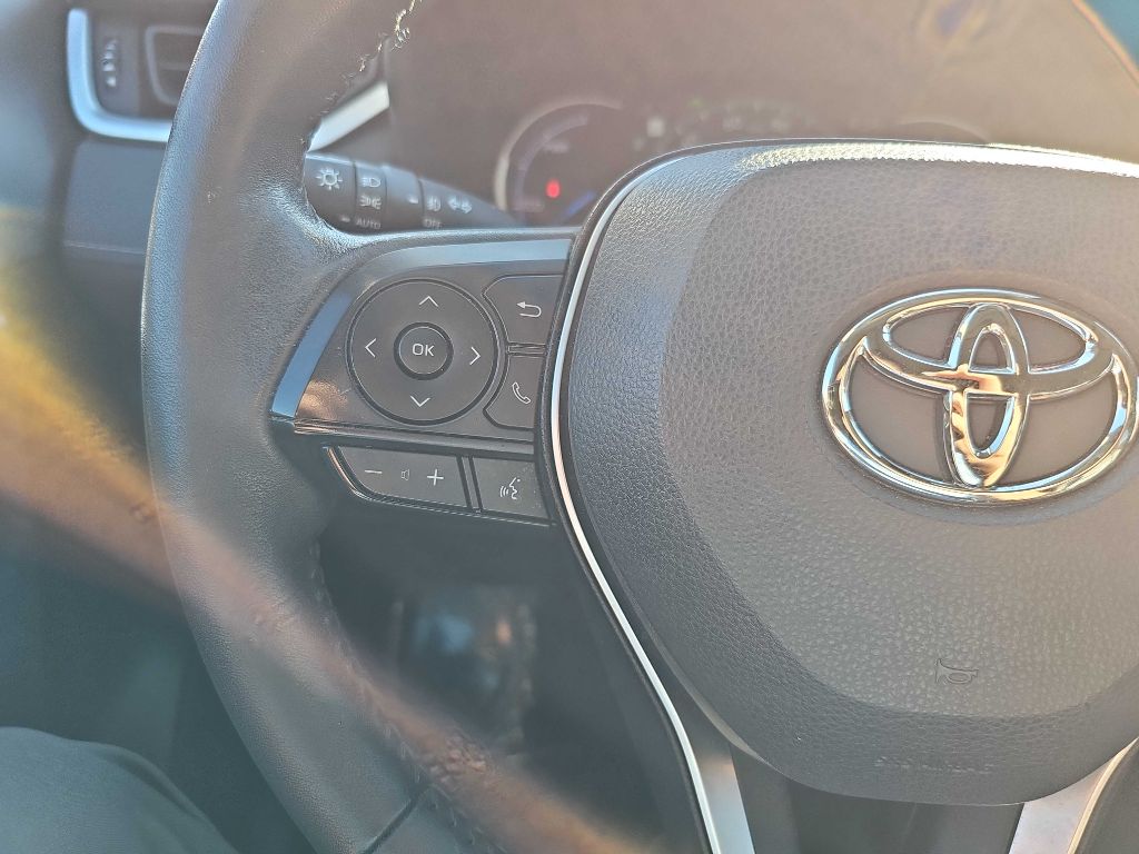Photo 23 of this TOYOTA RAV4