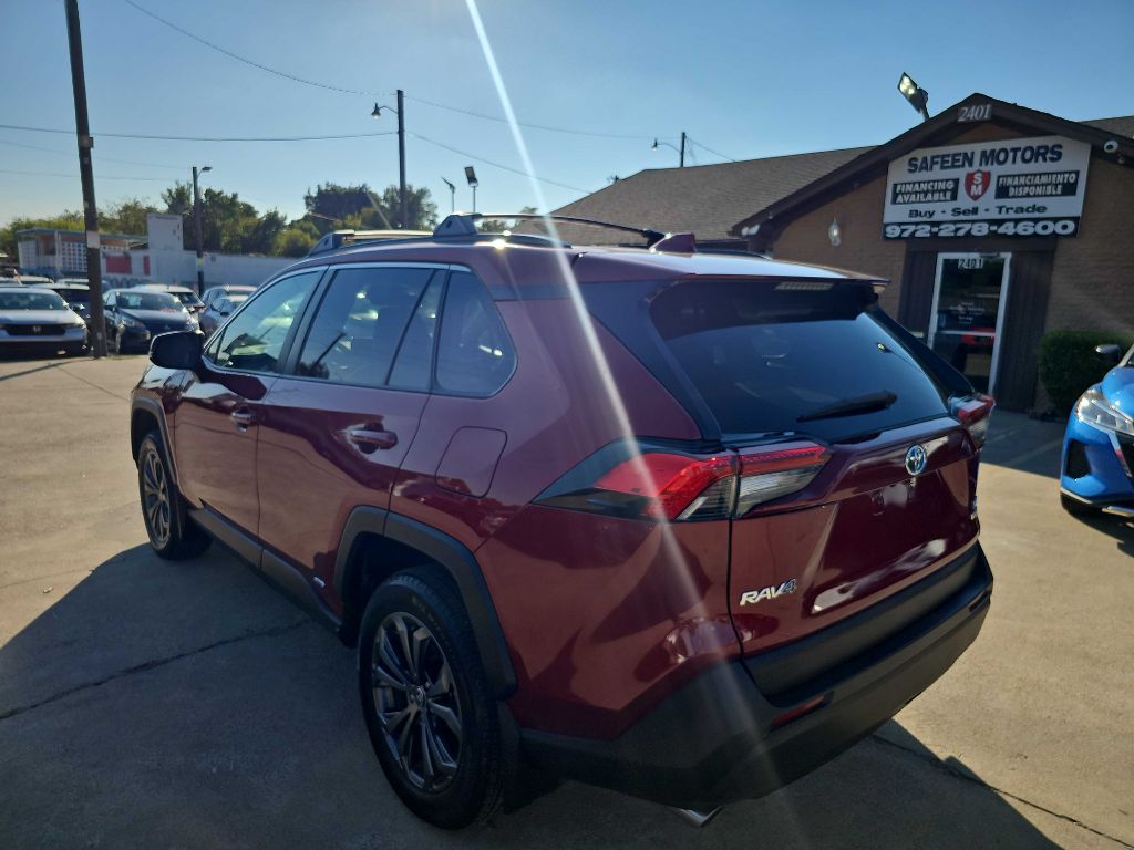 Photo 3 of this TOYOTA RAV4
