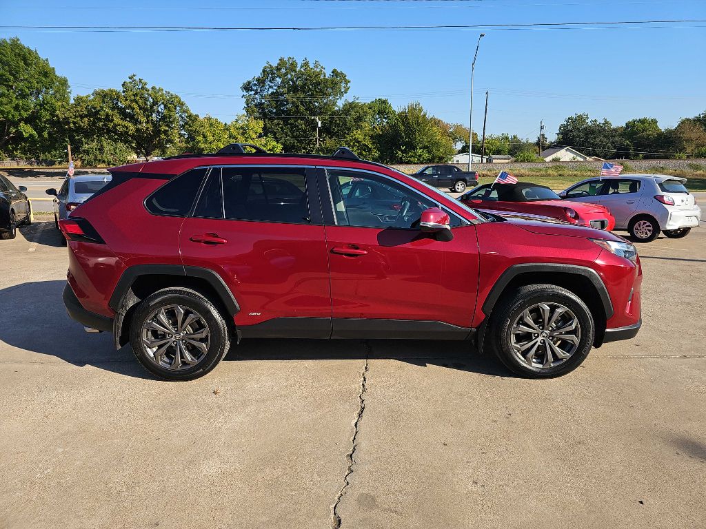 Photo 5 of this TOYOTA RAV4