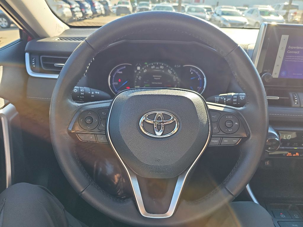 Photo 21 of this TOYOTA RAV4