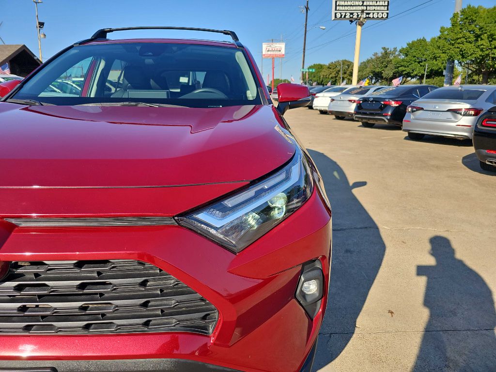 Photo 10 of this TOYOTA RAV4