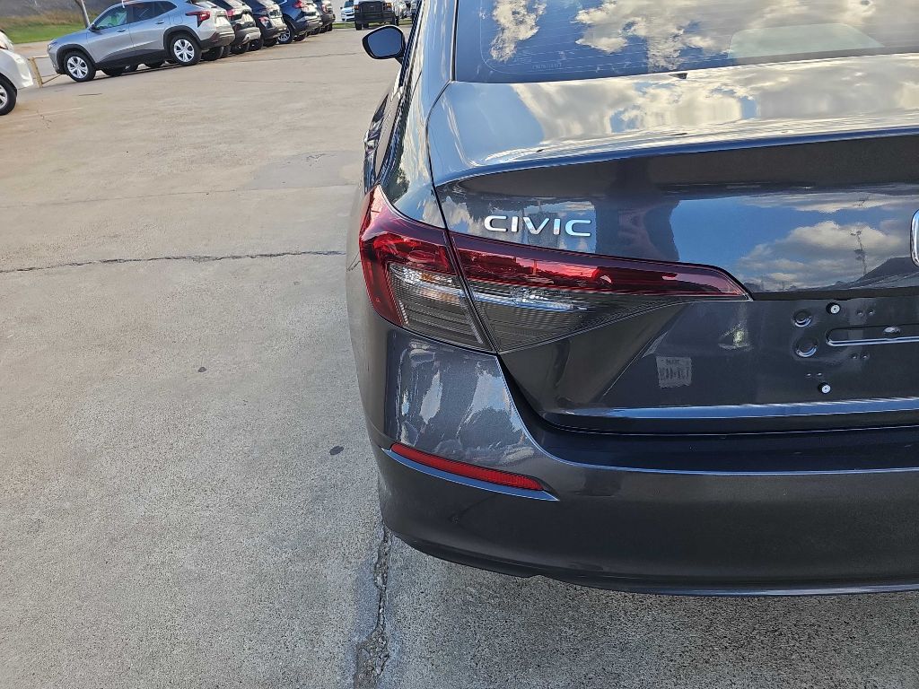Photo 10 of this HONDA CIVIC