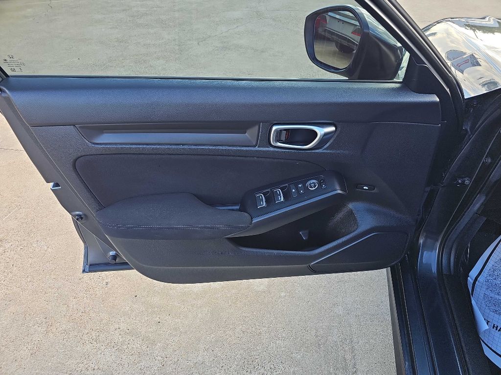 Photo 12 of this HONDA CIVIC
